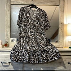 LOFT Black and White Flutter Sleeve Mini Dress